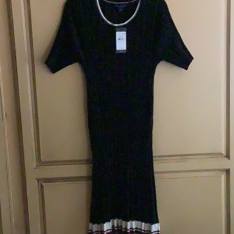 Beautiful Nwt Knit Tommy Hilfiger Dress